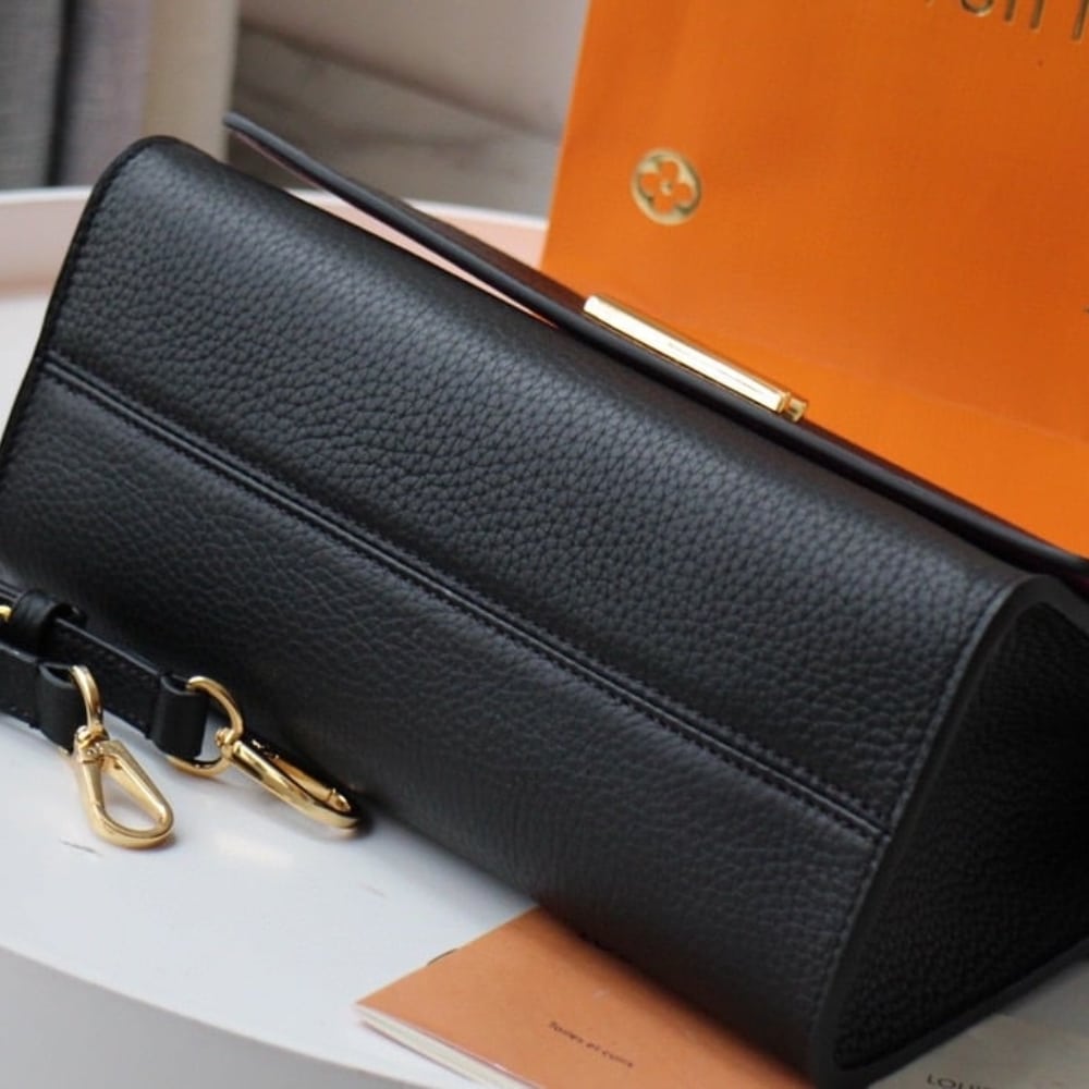 Louis Vuitton Twist PM Grained Leather Top Handle Bag Black 25Cm M57093 - Image 4
