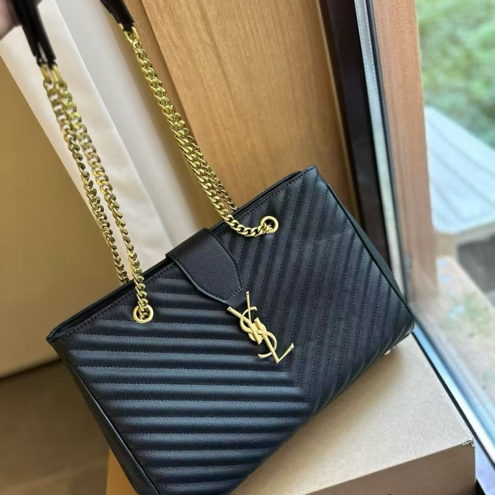 Saint Laurent Matelasse Cassandre Shopper Tote Black Leather 35Cm - Image 2