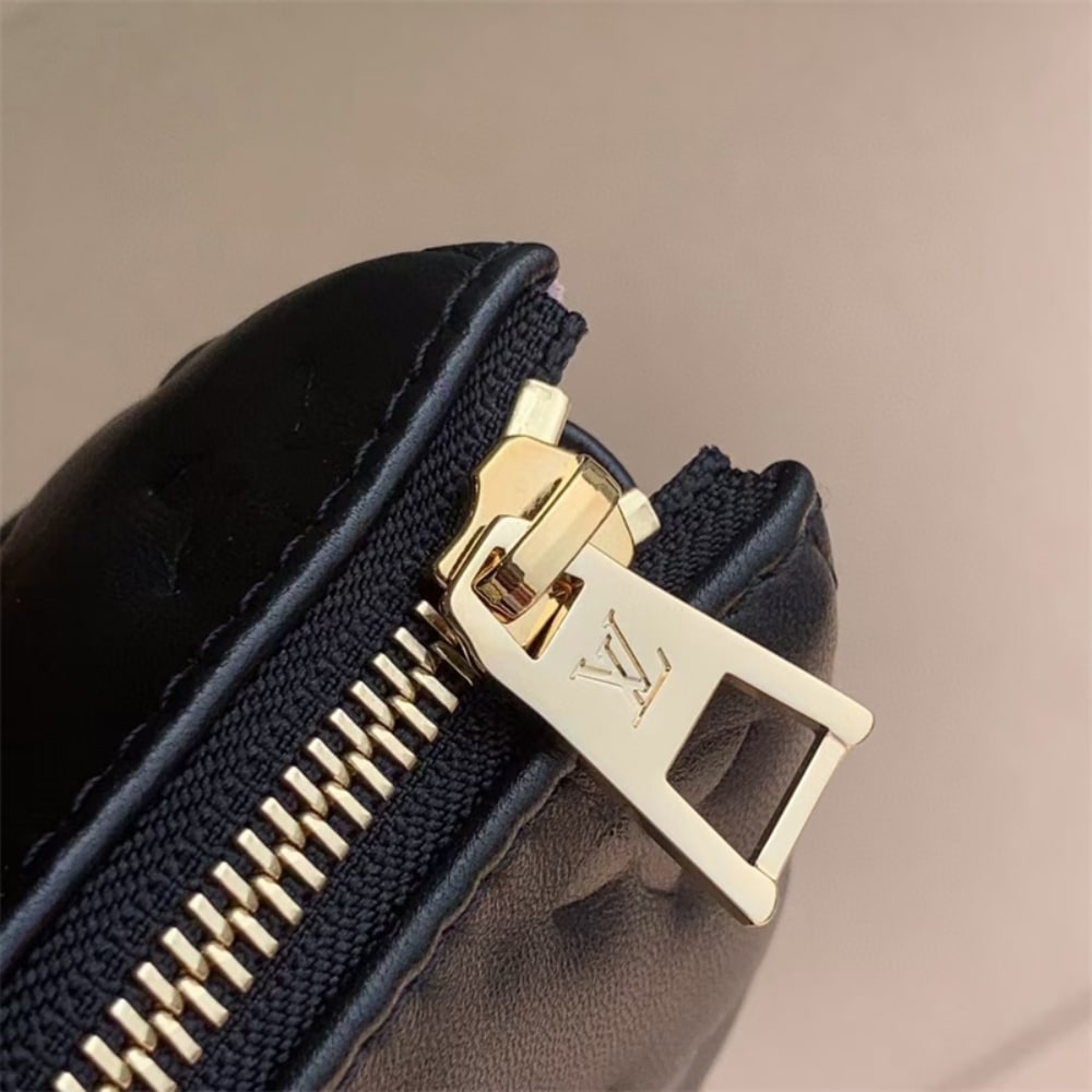 Louis Vuitton Coussin PM Black 26Cm M21260 - Image 4