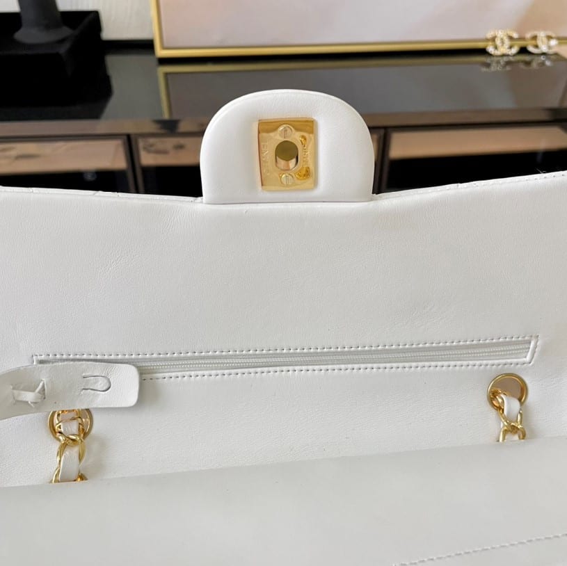 Chanel Classic Medium Handbag White 25cm A01112 - Image 6