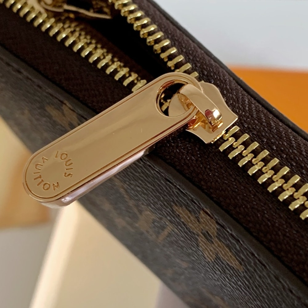 Louis Vuitton Zippy Wallet Monogram Canvas Brown 19cm M42616 - Image 7
