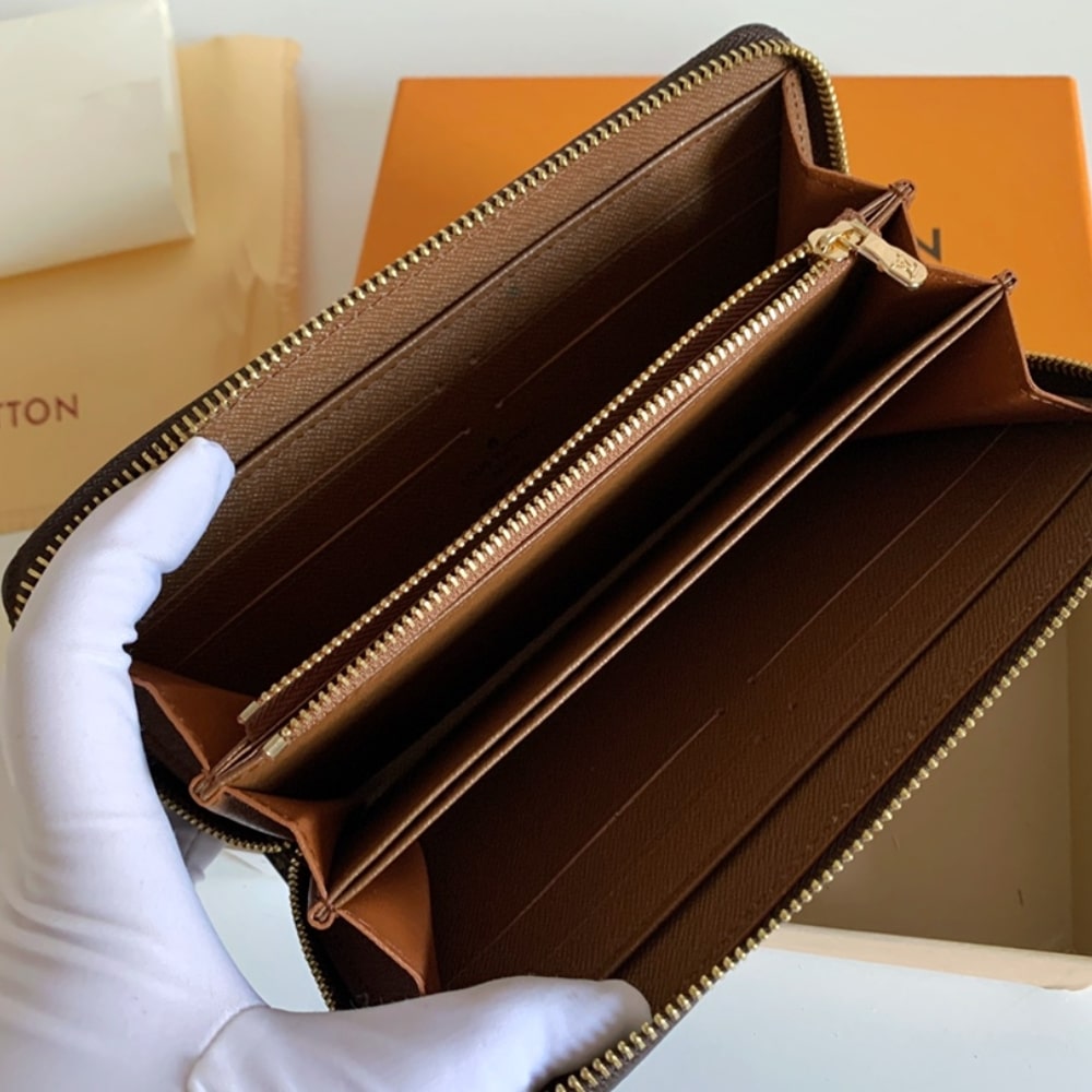 Louis Vuitton Zippy Wallet Monogram Canvas Brown 19cm M42616 - Image 9