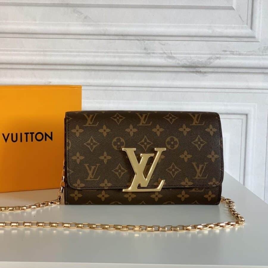 Alternative view of Louis Vuitton Pochette Louise Chain Monogram Canvas Brown 23cm