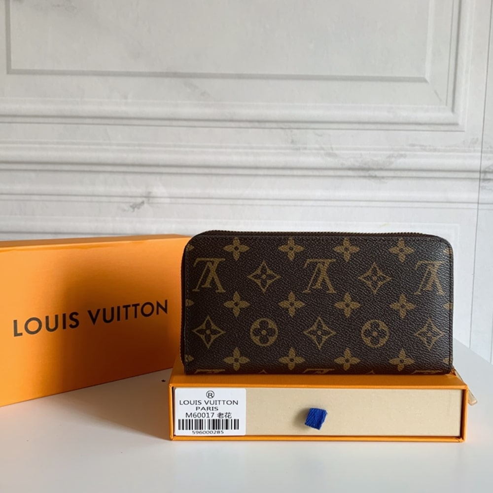 Louis Vuitton Zippy Wallet Monogram Canvas Brown 19cm M42616 - Image 5