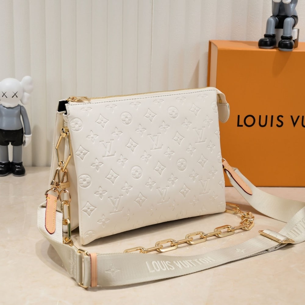 Louis Vuitton Coussin PM Cream 26Cm M57793 - Image 4