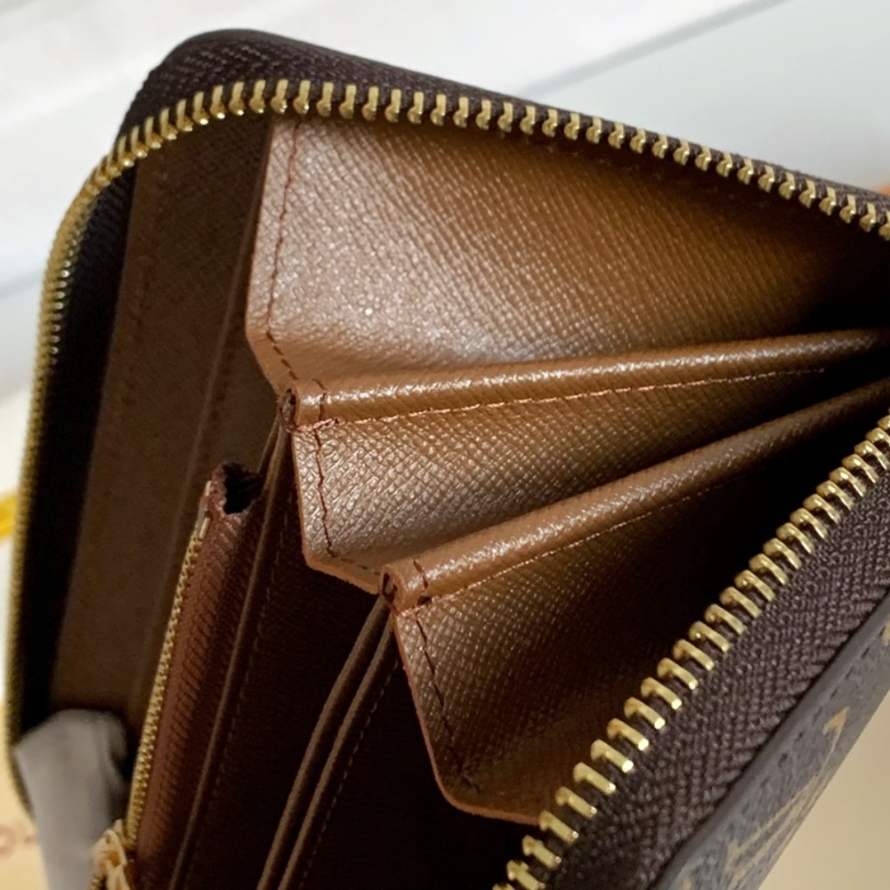 Louis Vuitton Zippy Wallet Monogram Canvas Brown 19cm M42616 - Image 8