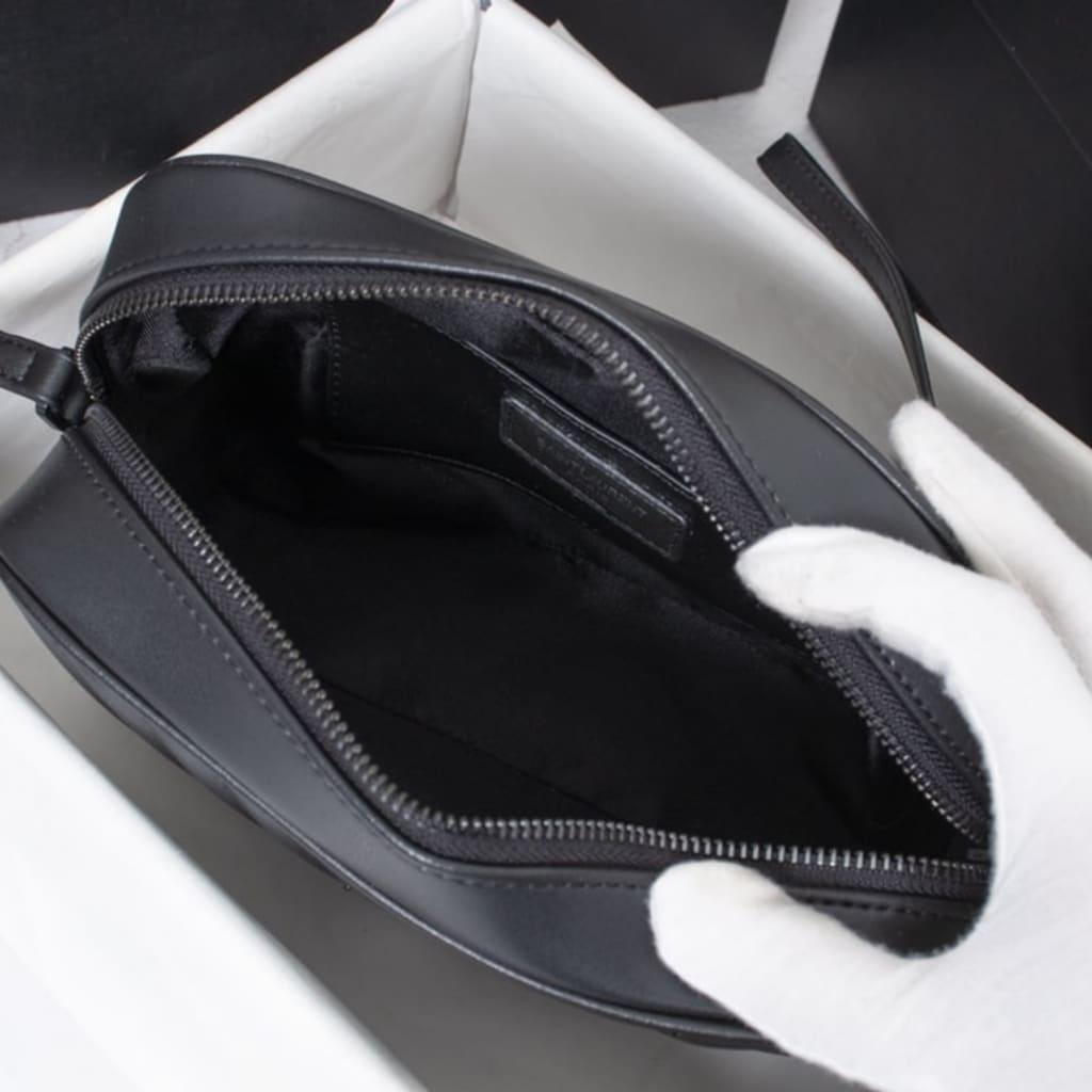 Saint Laurent Lou Camera Bag In Quilted Leather Black Noir 23Cm 761554DV7081000 - Image 4