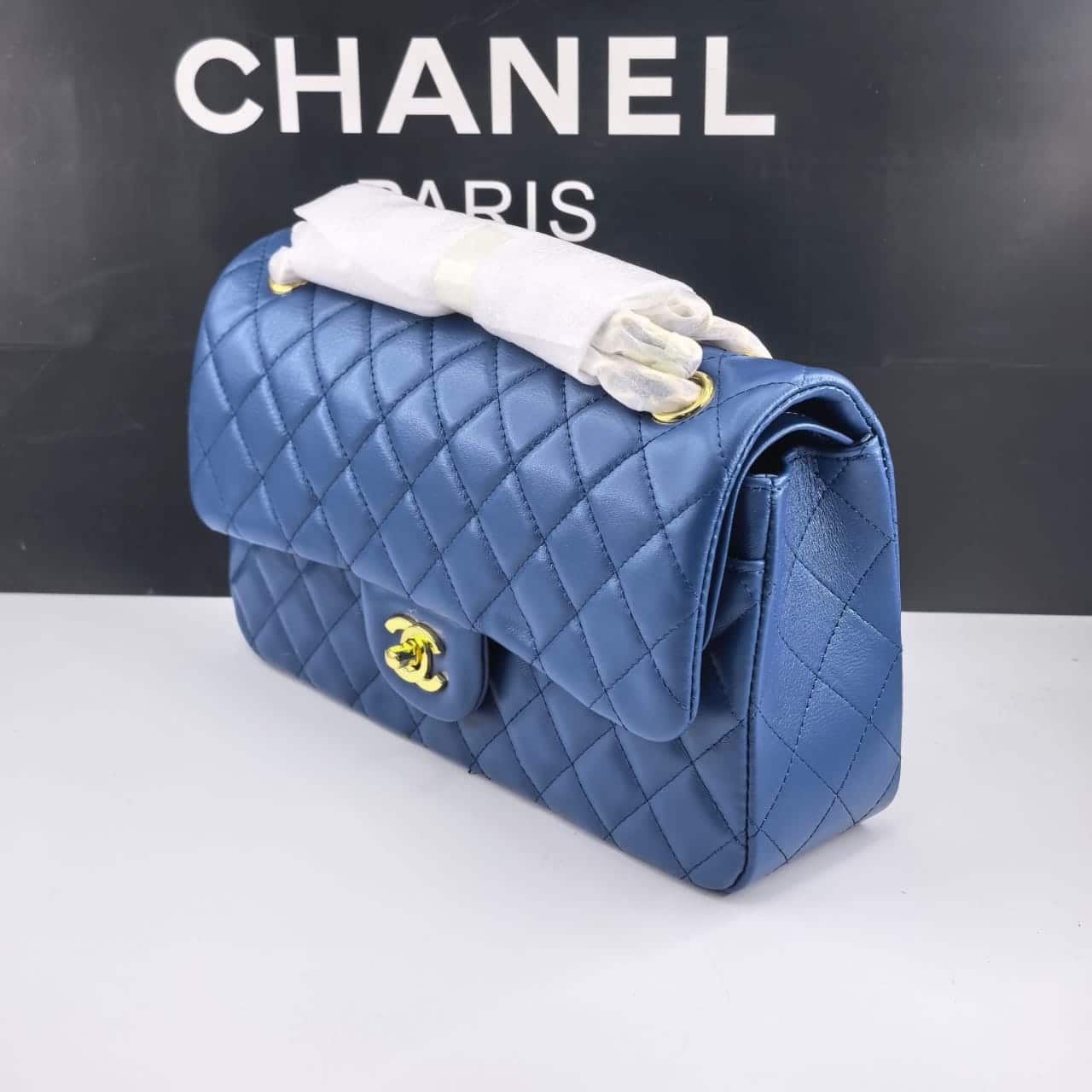 Chanel Classic Medium Flap Navy Blue 25cm - Image 3