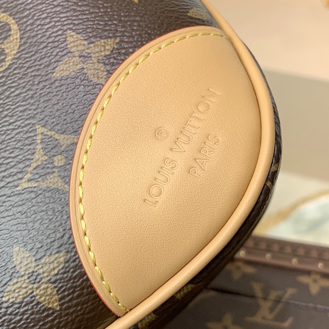 Louis Vuitton Boulogne PM Monogram Canvas Shoulder Bag Natural 29cm M45832 - Image 6