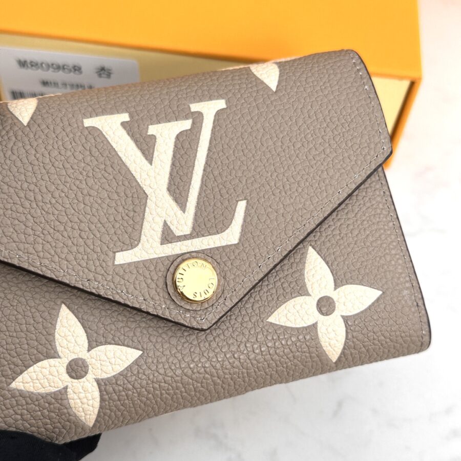 Alternative view of Louis Vuitton Victorine Wallet Beige 12Cm M81861