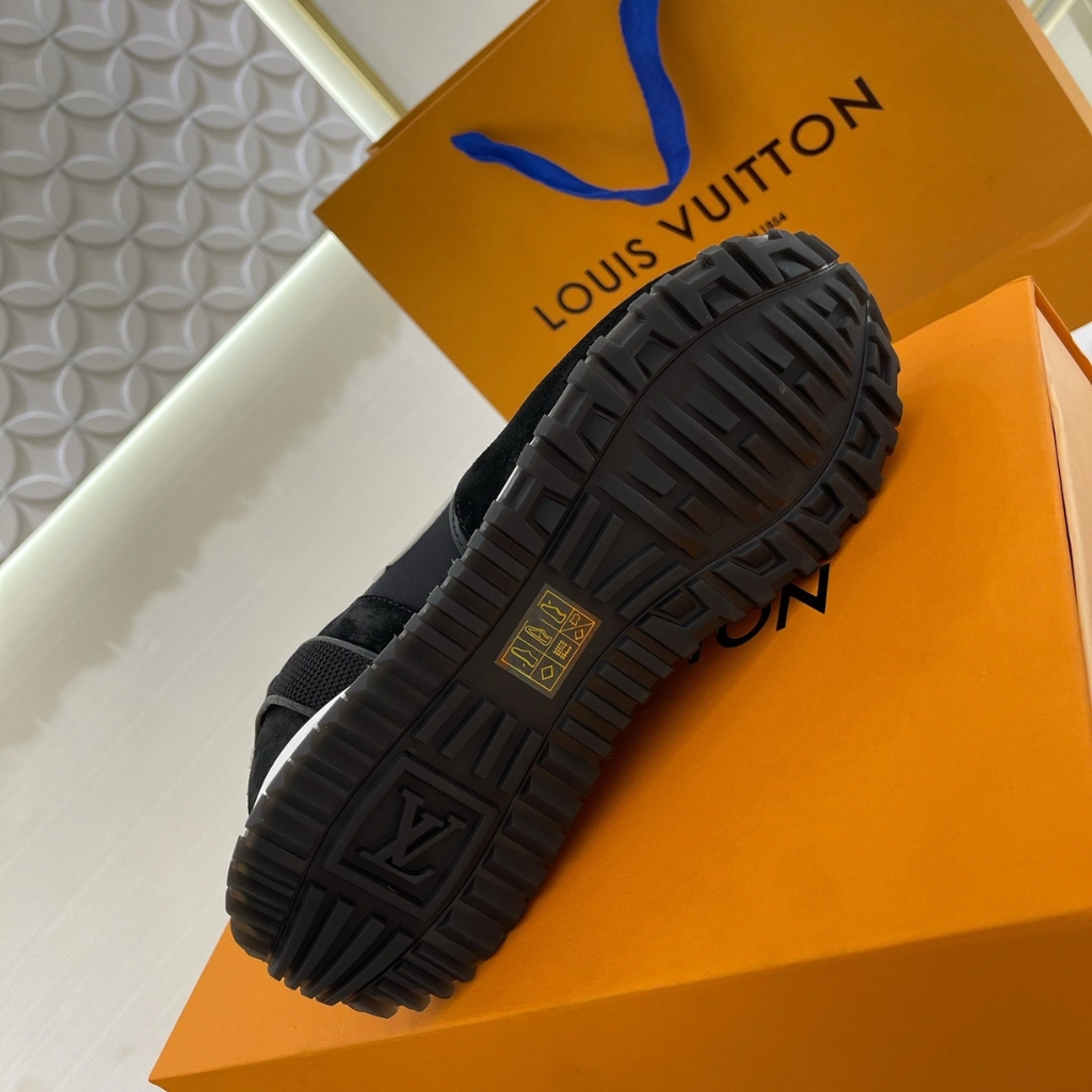 LOUIS VUITTON RUN AWAY SNEAKER BLACK 1A9ER7 - Image 5