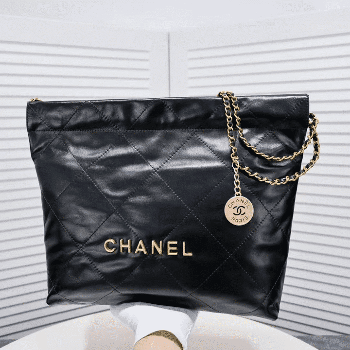 Chanel 22 Handbag Shiny And Gold Tone Metal Black 42Cm As3261 B19059 94305 - Image 5