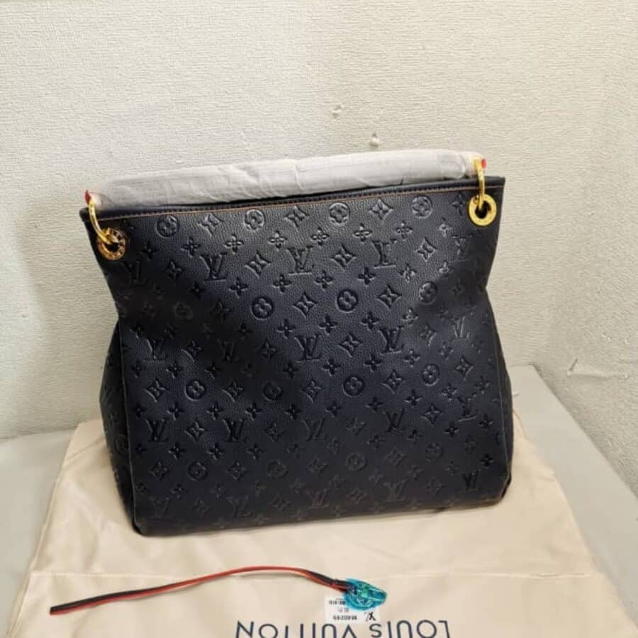Alternative view of Louis Vuitton Artsy MM Monogram Navy Blue 47Cm