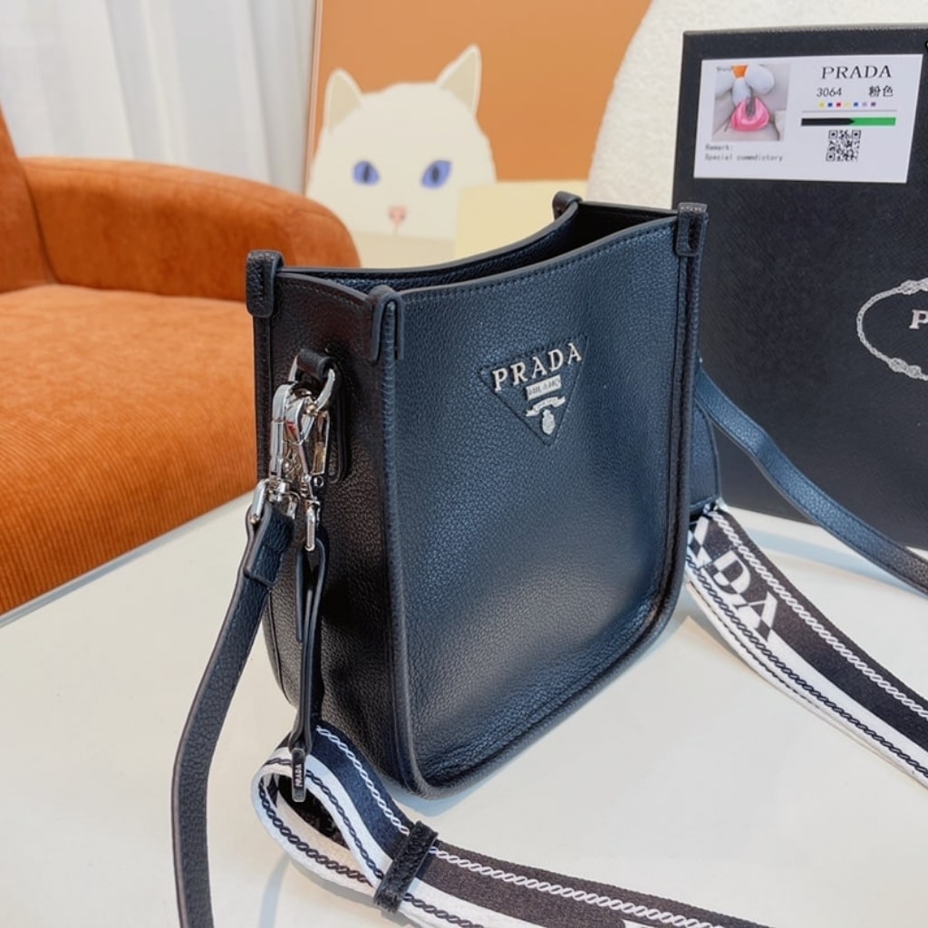Prada Mini Leather Shoulder Bag Black 20Cm 1BH191 2DKV F0002 V 3OO - Image 8
