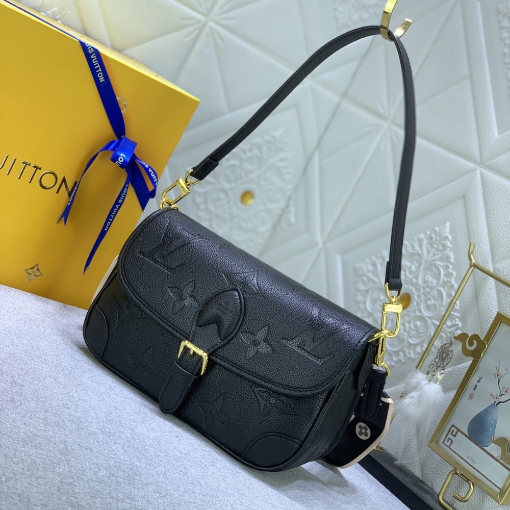 Louis Vuitton Diane Monogram Empreinte Black 24Cm M46386 - Image 3