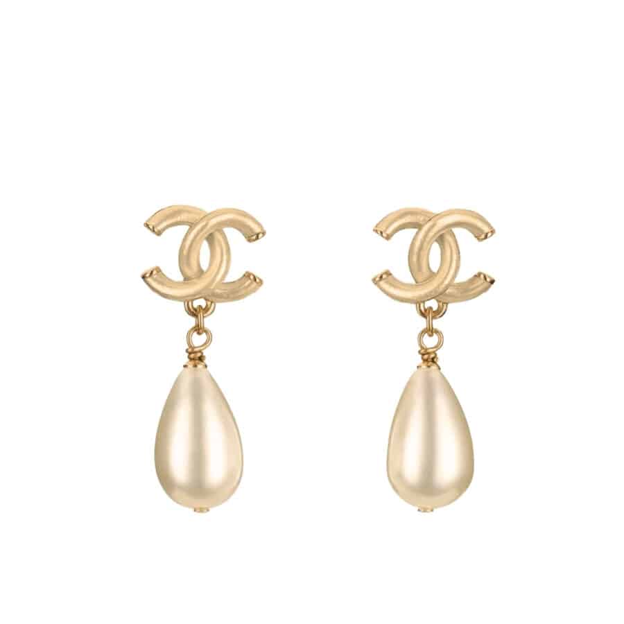 Chanel Cc Pearl Drop Earrings A98327