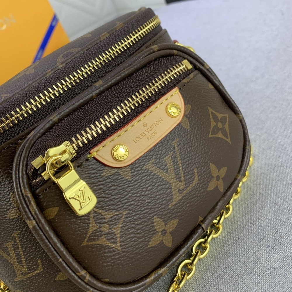 Louis Vuitton Mini Bumbag Bag Monogram Canvas 17Cm M82335 - Image 8