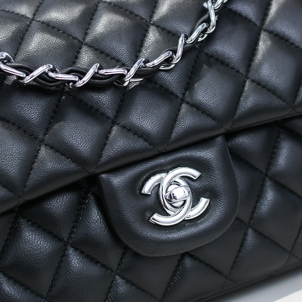 Chanel Medium Classic Flap Bag Silver Hardware Black 25Cm A01113 Y01480 94305 - Image 4