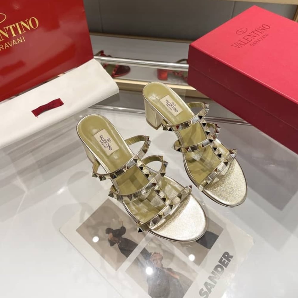 Valentino Garavani Rockstud Slide Sandal In Laminated Nappa Gold 60mm 6W2S0C47QKH I8M - Image 4