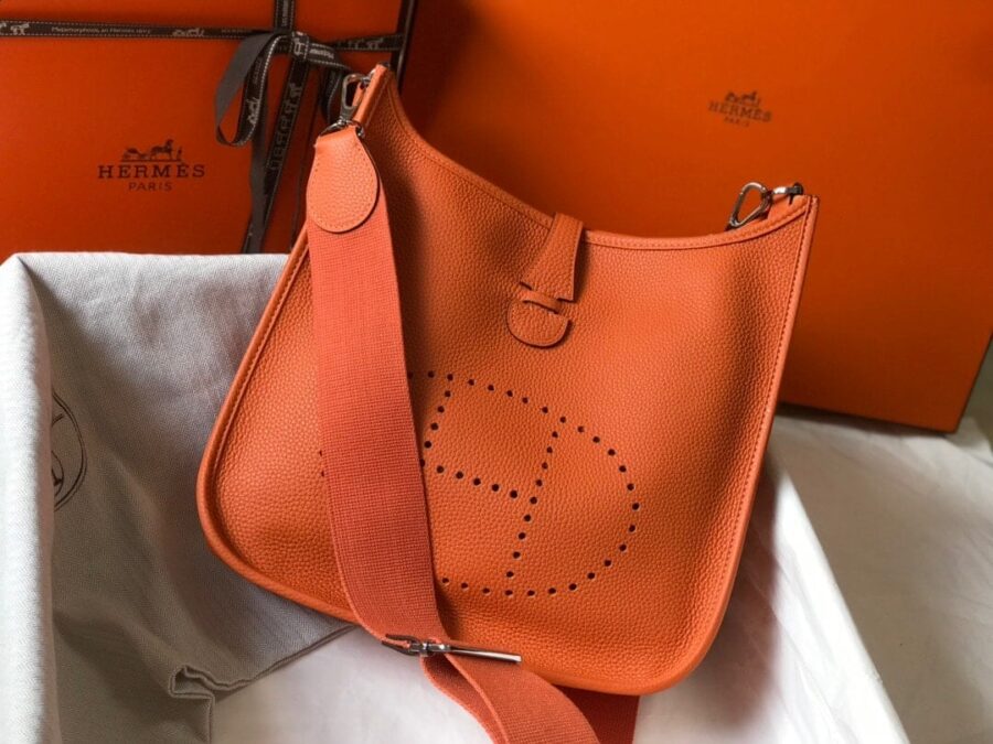 Alternative view of Hermes Clemence Evelyne Pm 25Cm Orange Feu
