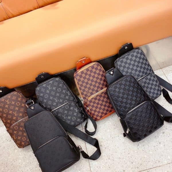 Louis Vuitton Louis Vuitton Avenue Slingbag Monogram Black 31Cm M45897 - Image 3