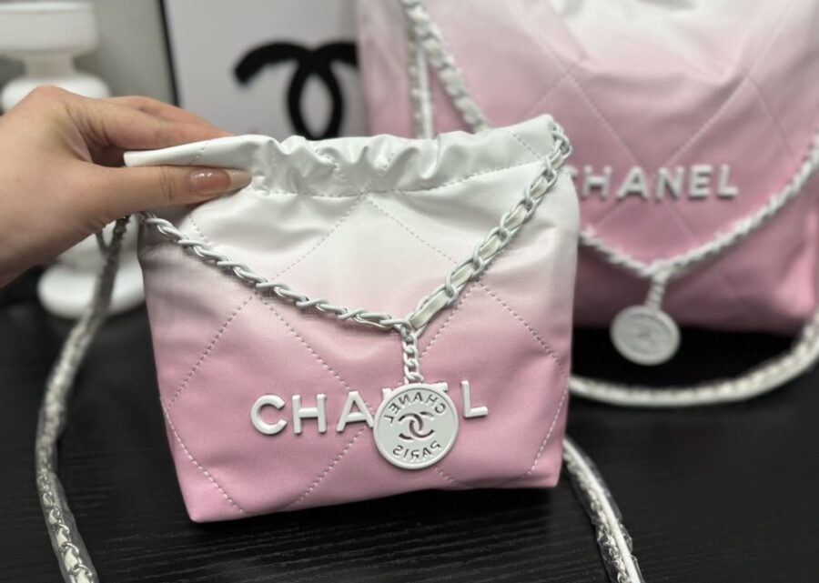 Alternative view of Chanel 22 Mini Handbag Patent Gradient Leather Pink 20Cm