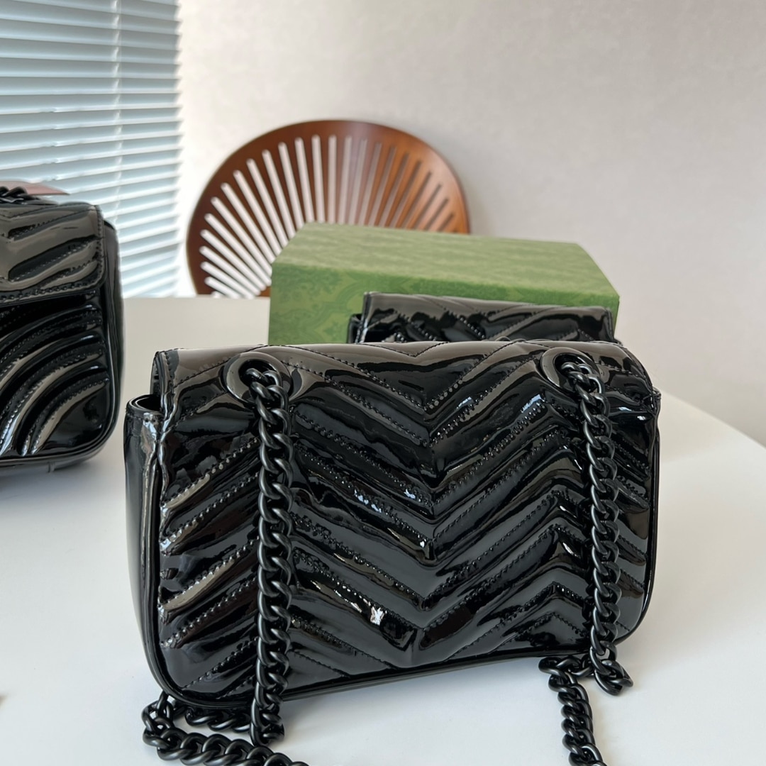 Gucci GG Marmont Patent Super Mini Bag Black Patent 17cm 476433 AACDE 1000 - Image 3