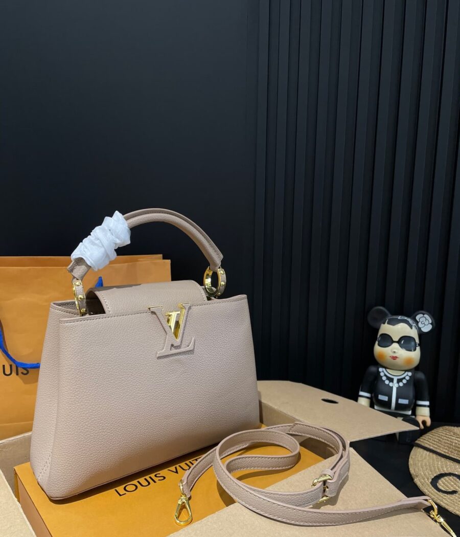 Alternative view of Louis Vuitton Capucines BB Bag Beige 27Cm M94634