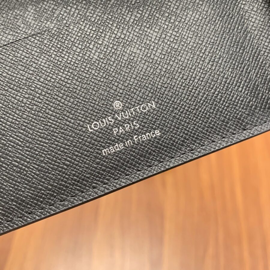 Alternative view of Louis Vuitton Damier Graphite Coated Canvas 11Cm N60053