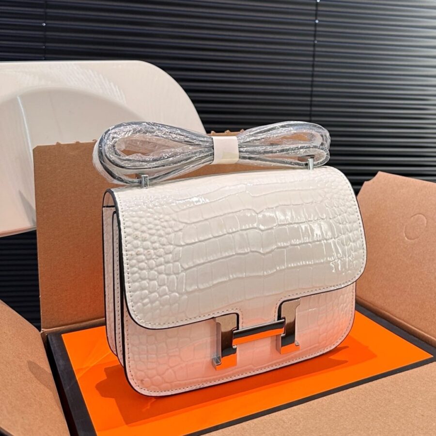Alternative view of Hermès Mini Constance 19 Shiny Alligator Palladium Hardware White 19Cm