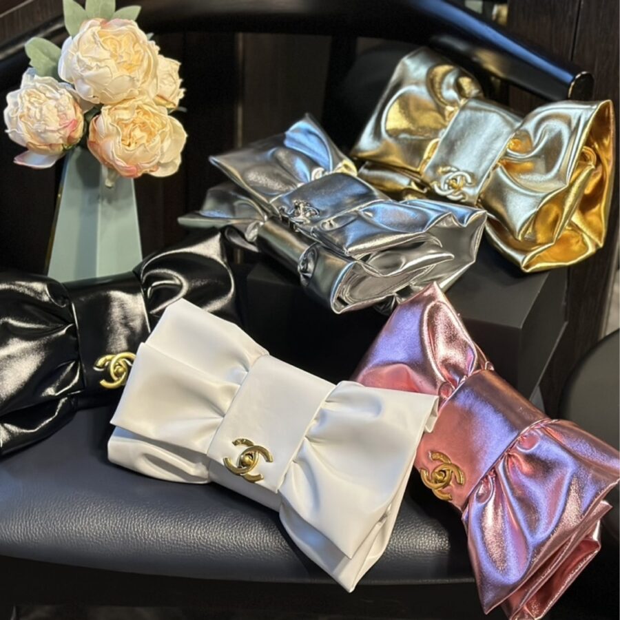 Alternative view of Chanel Clutch Metallic And Gold Metal In Pink 24Cm As5129 B18041 Nzk53