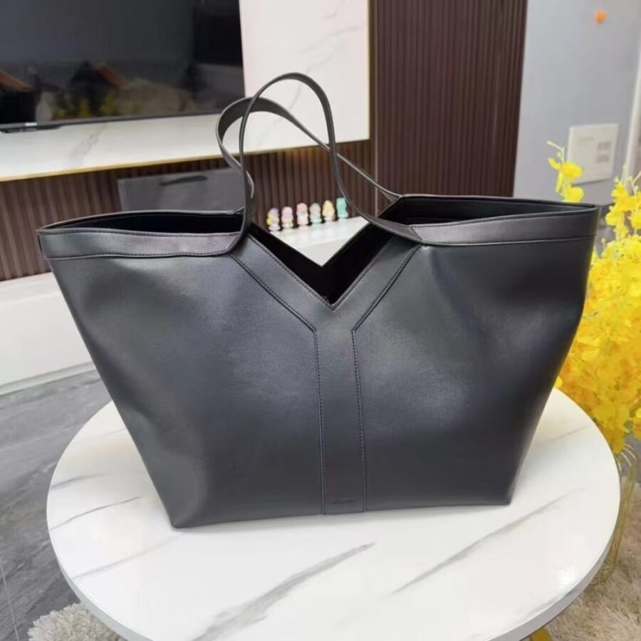 Alternative view of Saint Laurent Y Tote In Leather Bag Black 37cm 817602aaeb31000