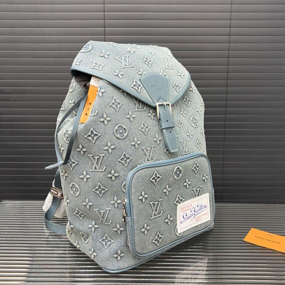 Louis Vuitton Montsouris Backpack Monogram Wash Denim Blue 40Cm M22534 - Image 3