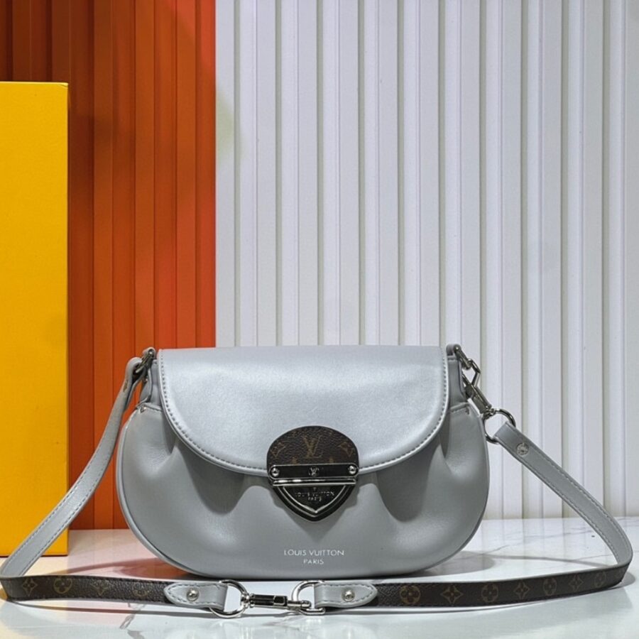 Alternative view of Louis Vuitton Sunset Vibe Lv Vibe Silver 27Cm