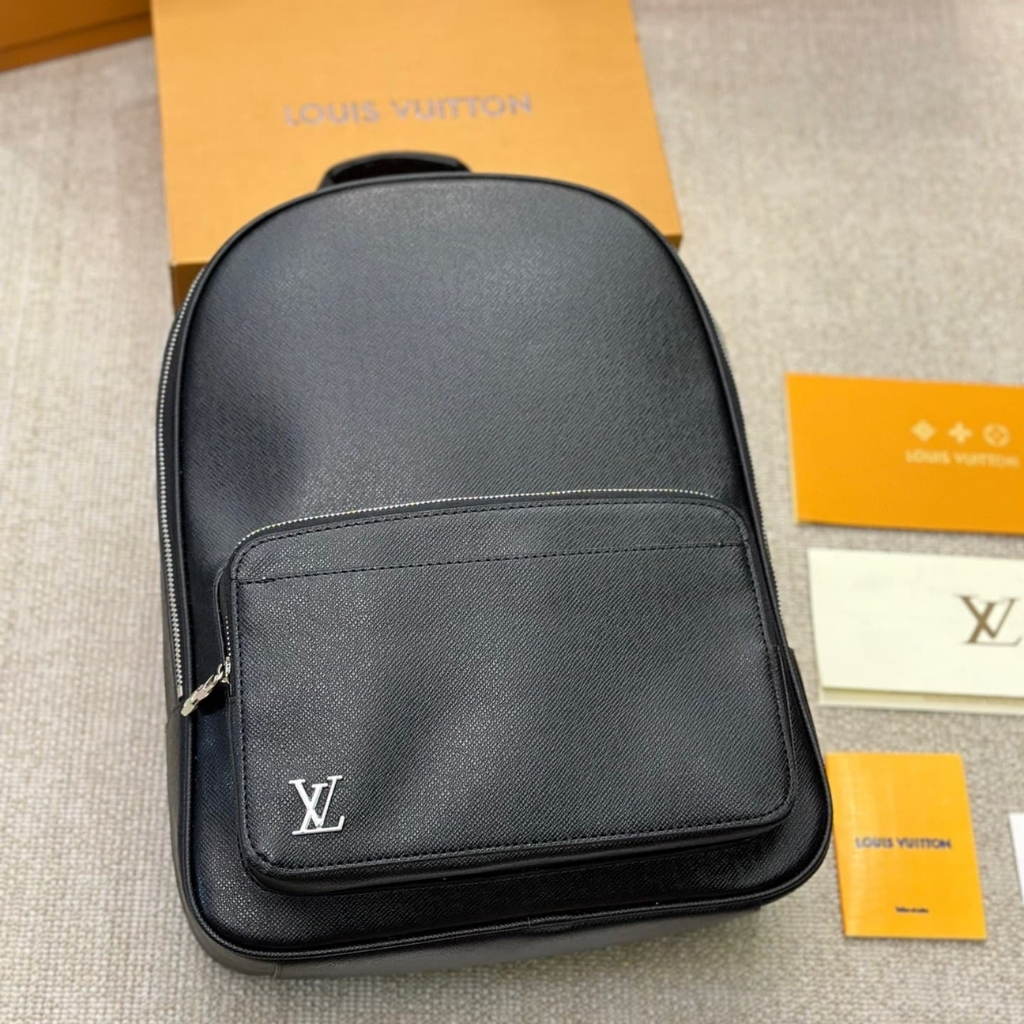 Louis Vuitton Discovery Taiga Alex Backpack Black 42Cm M30258 - Image 6