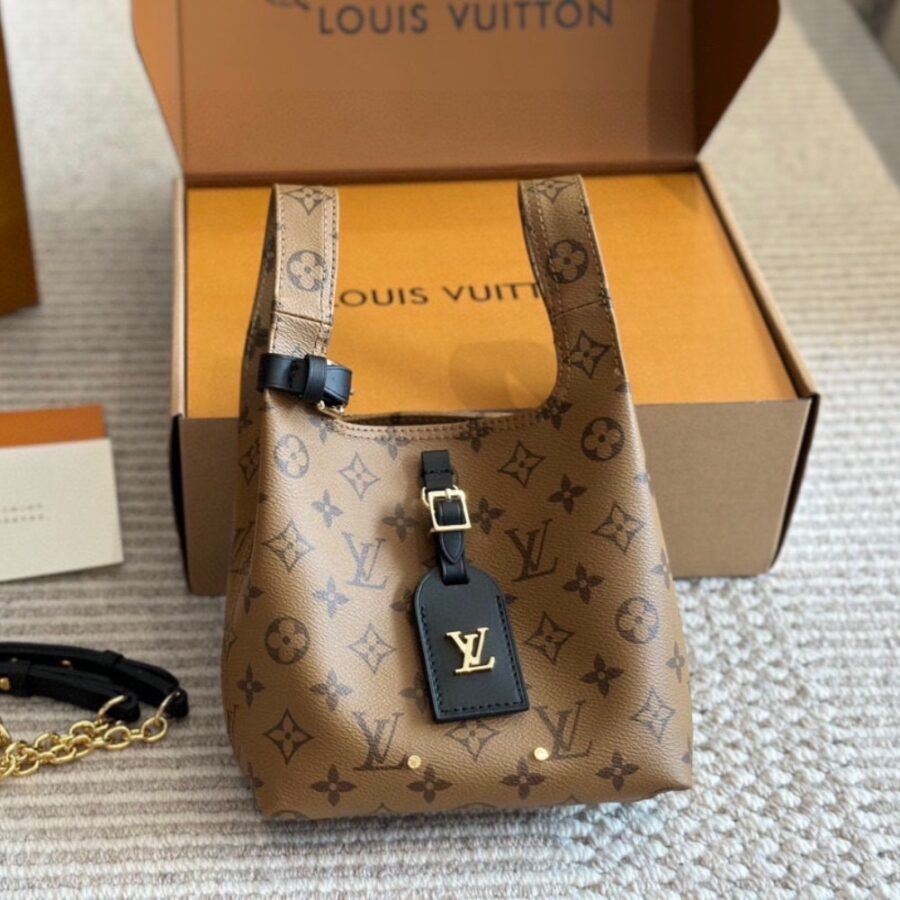 Alternative view of Louis Vuitton Atlantis BB Monogram Reverse Coated Canvas 18Cm M46816