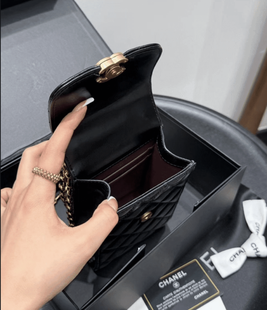 Alternative view of Chanel Trendy Cc Phone Holder Quilted Crossbody Bags Black 17cm