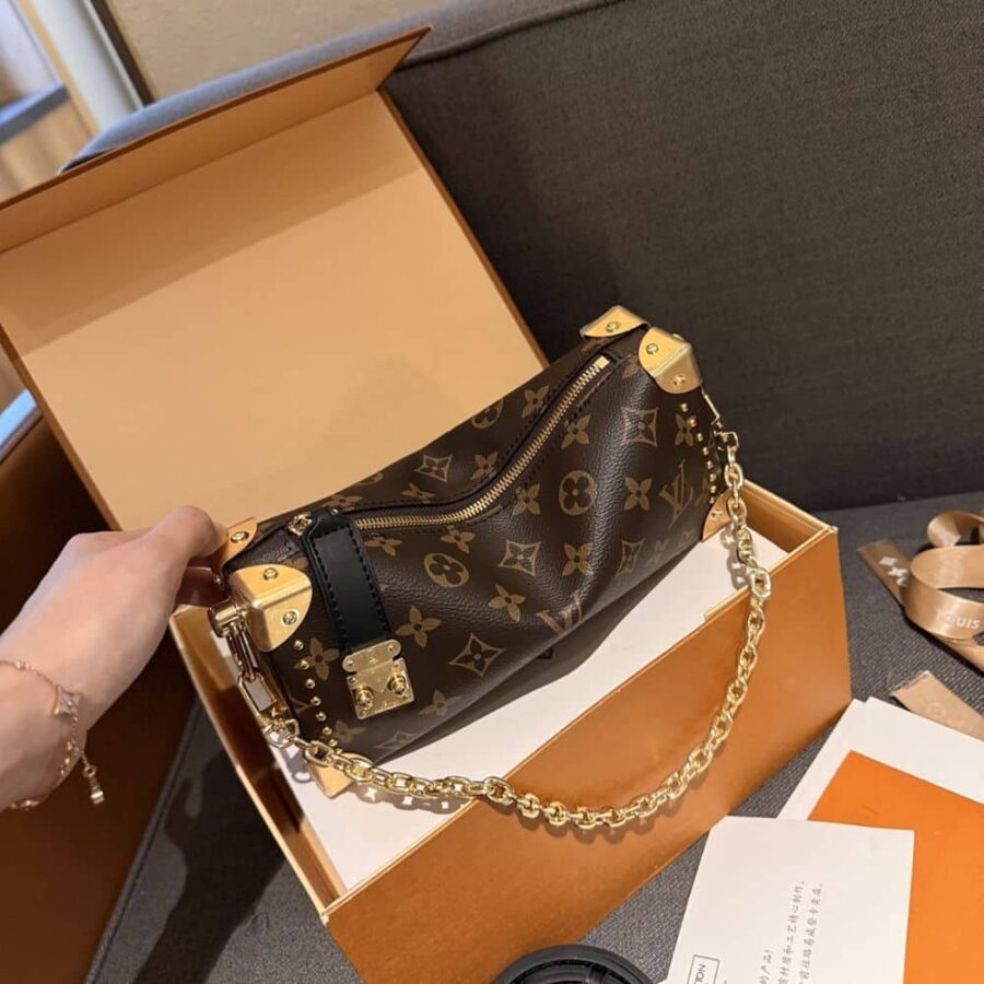 Alternative view of Louis Vuitton Slim Trunk Bag Monogram Brown 23Cm M13147