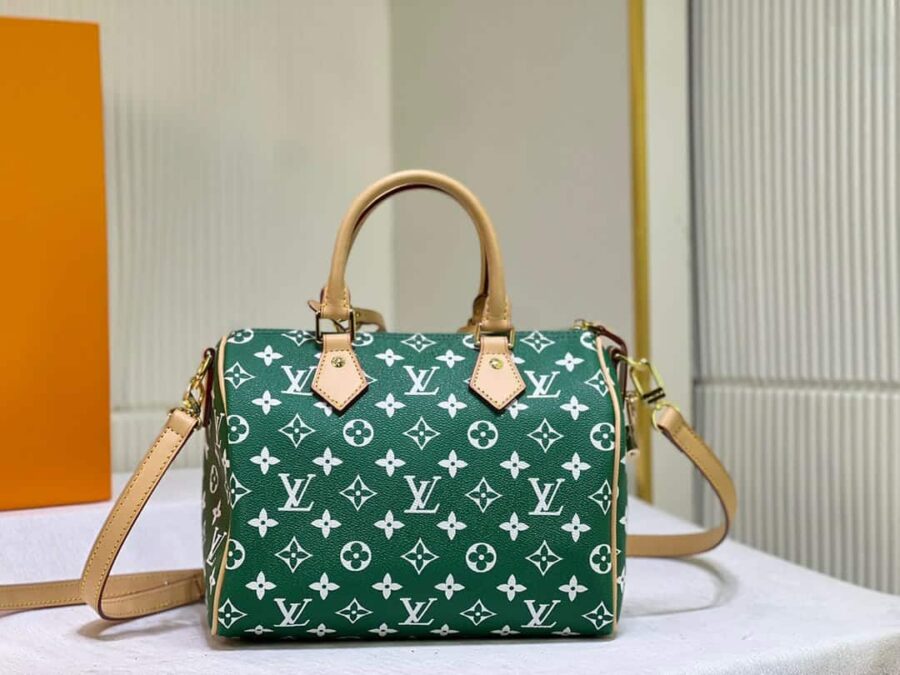 Alternative view of Louis Vuitton Speedy P9 Bandoulière 25 Green 25Cm M24423