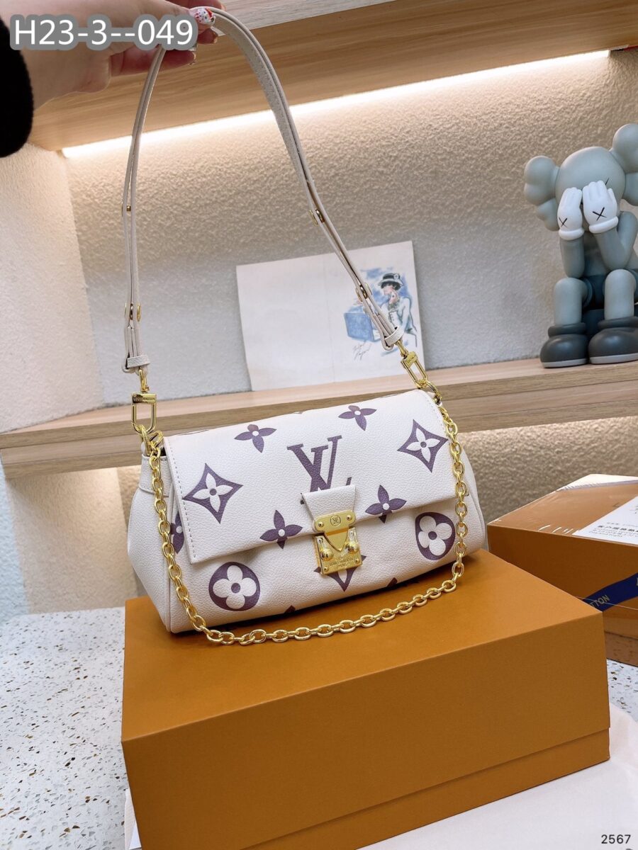 Alternative view of Louis Vuitton Favorite Bicolor Monogram White And Purple 24Cm