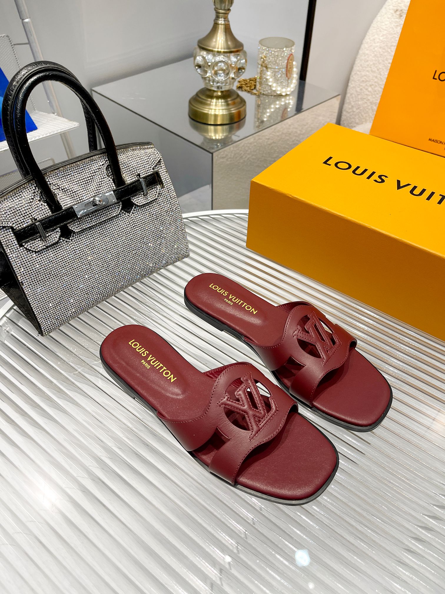 Louis Vuitton LV Isola Flat Mule Red 1ABP2W - Image 4
