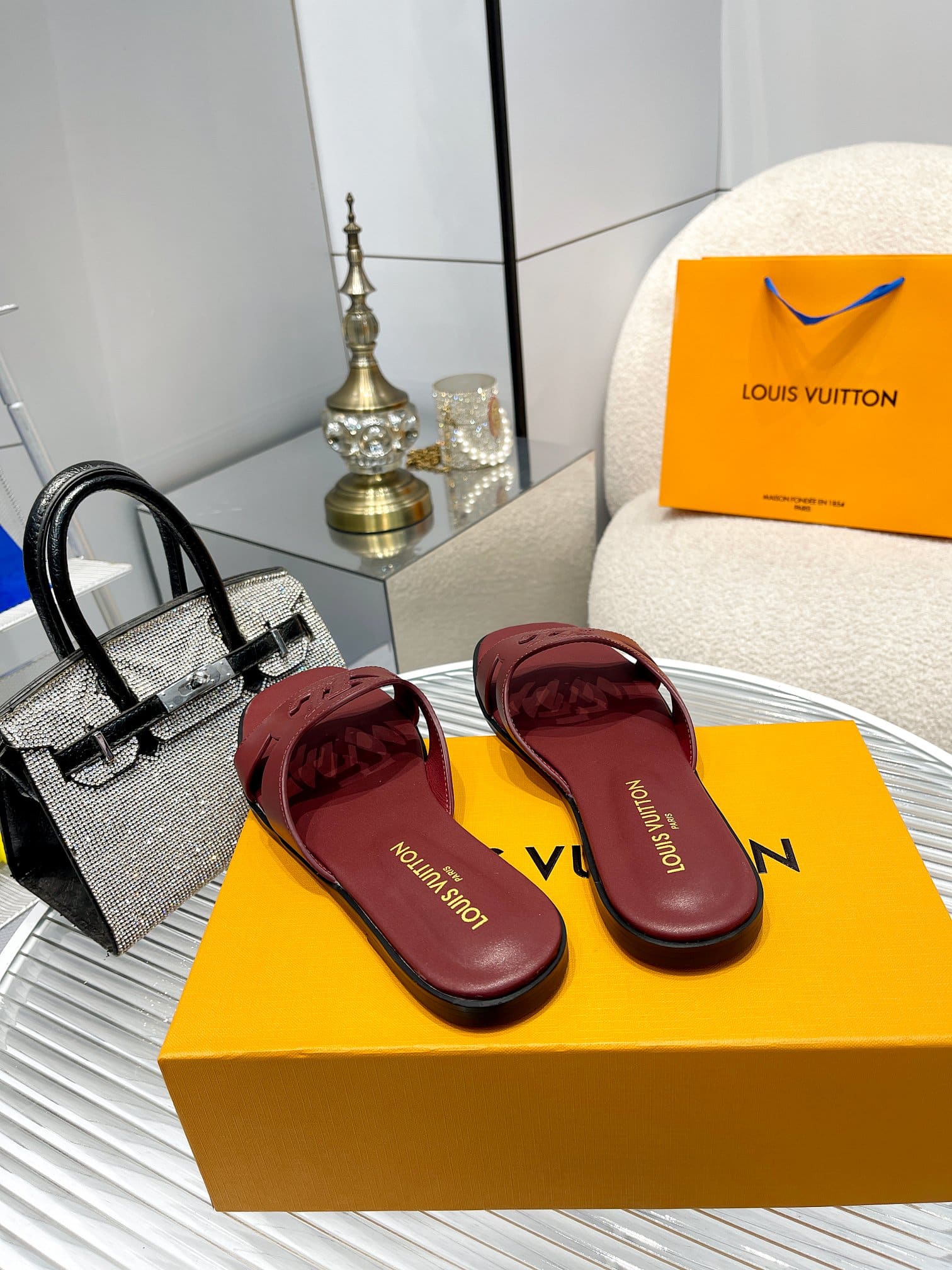 Louis Vuitton LV Isola Flat Mule Red 1ABP2W - Image 6