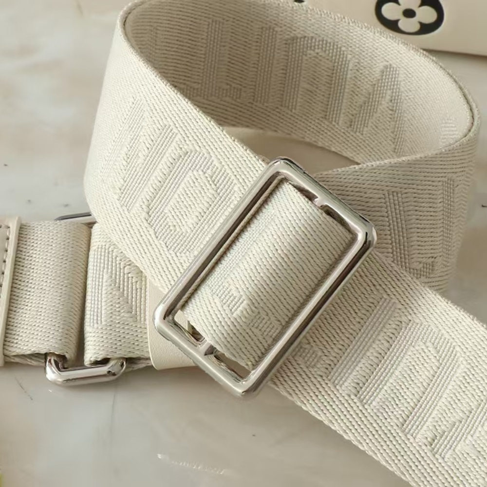 Louis Vuitton Coussin PM Cream 26Cm M11986 - Image 6