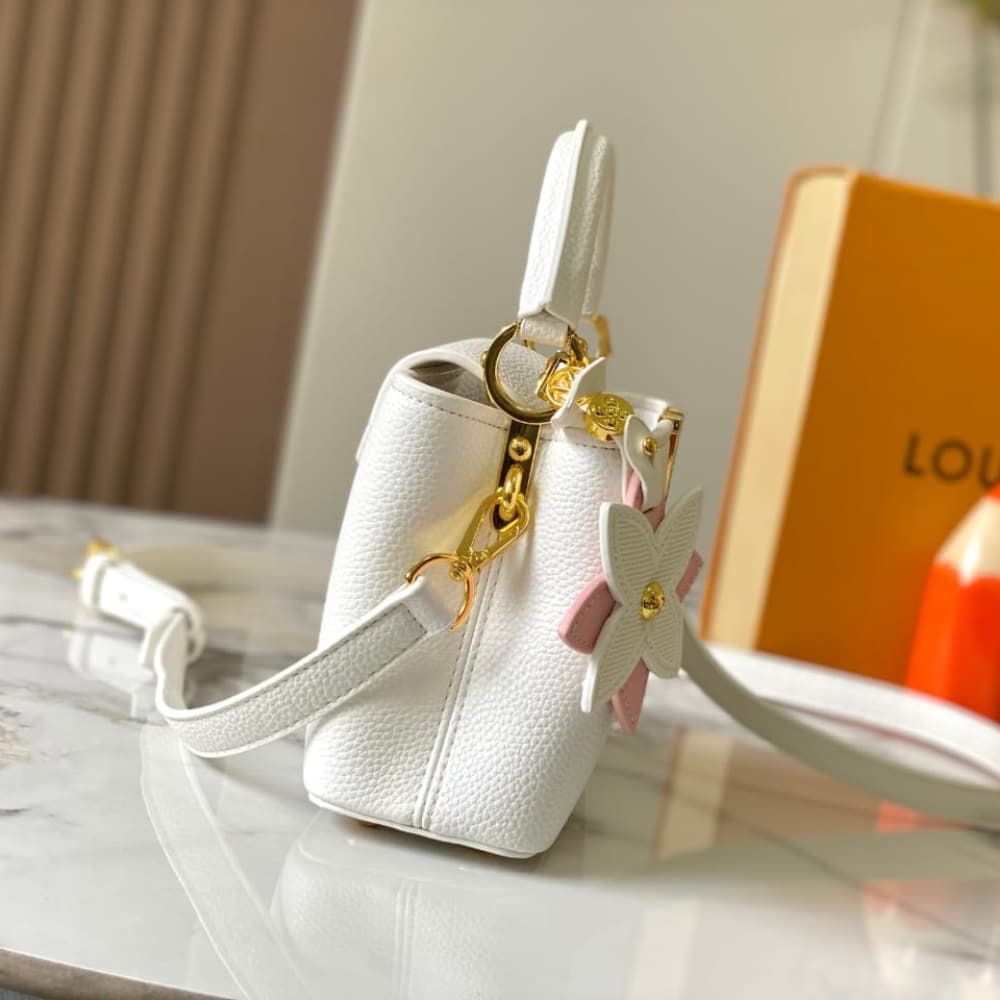 Louis Vuitton Capucines Mini Bag Snow White 21Cm M21416 - Image 3