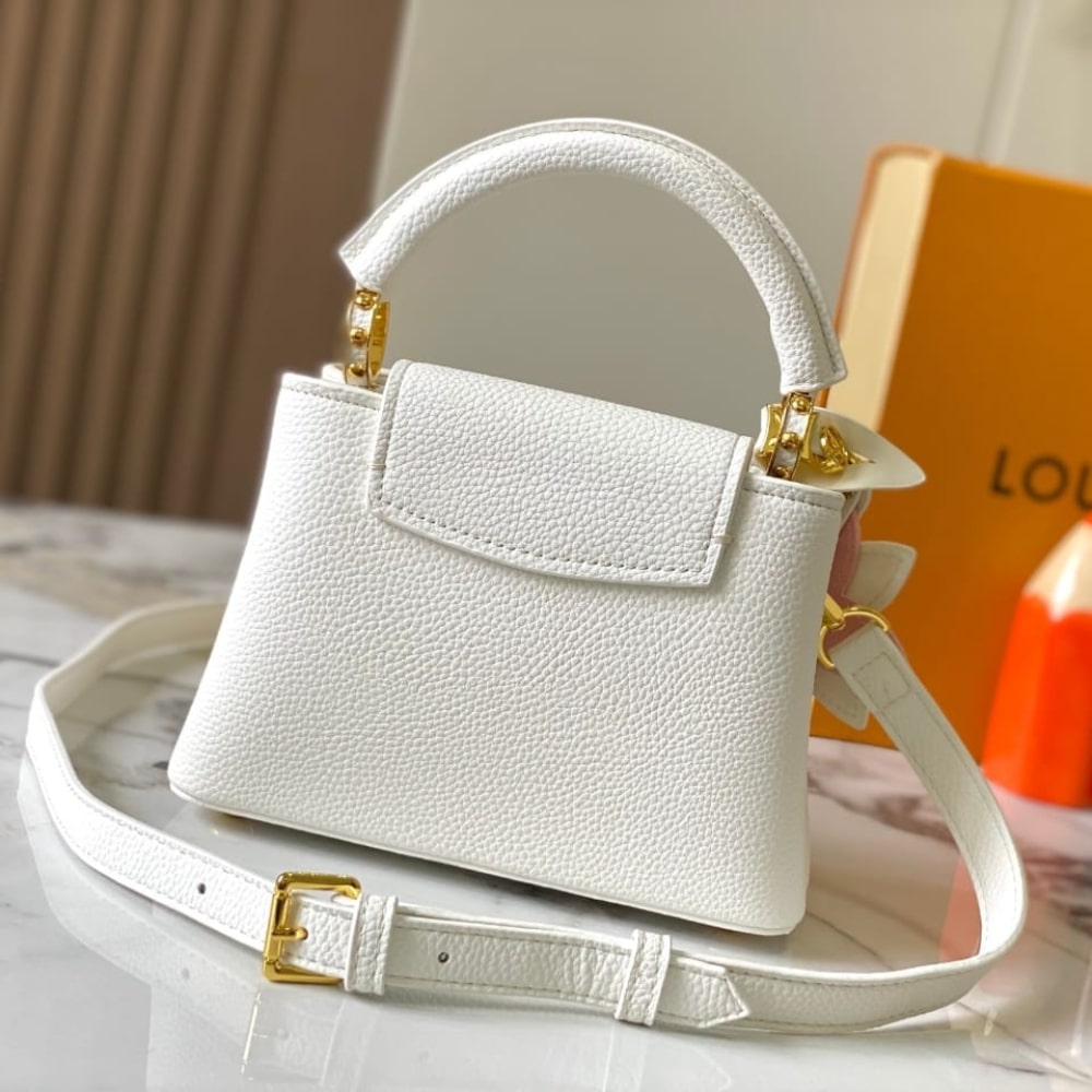 Louis Vuitton Capucines Mini Bag Snow White 21Cm M21416 - Image 4