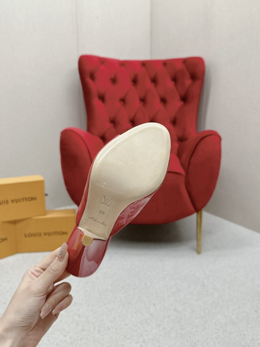 Alternative view of Louis Vuitton Super Mule Sandals Red 1acj4m