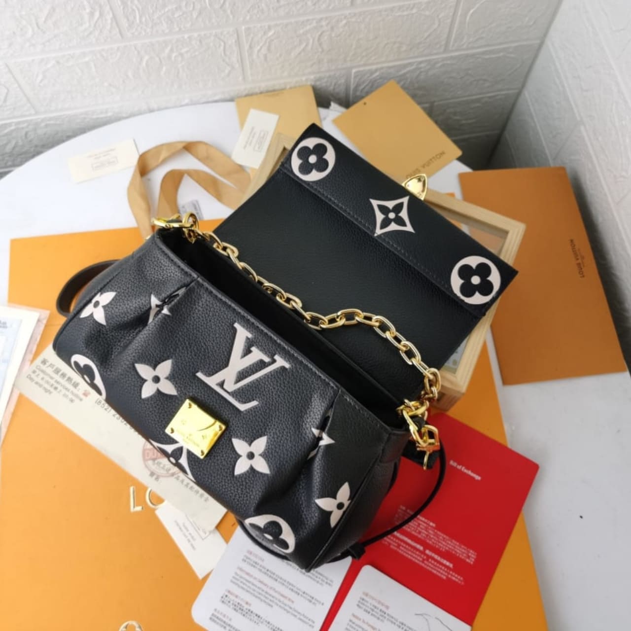 Louis Vuitton Favorite Bag Bicolour Monogram Empreinte Black 24Cm M45859 - Image 5