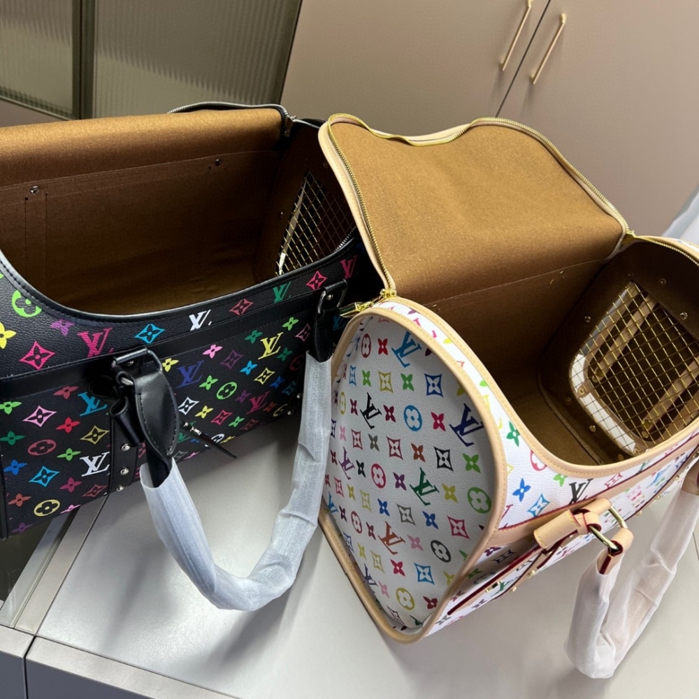 Louis Vuitton X Takashi Murakami Dog Bag Multicolore Blanc 40Cm M13741 - Image 6