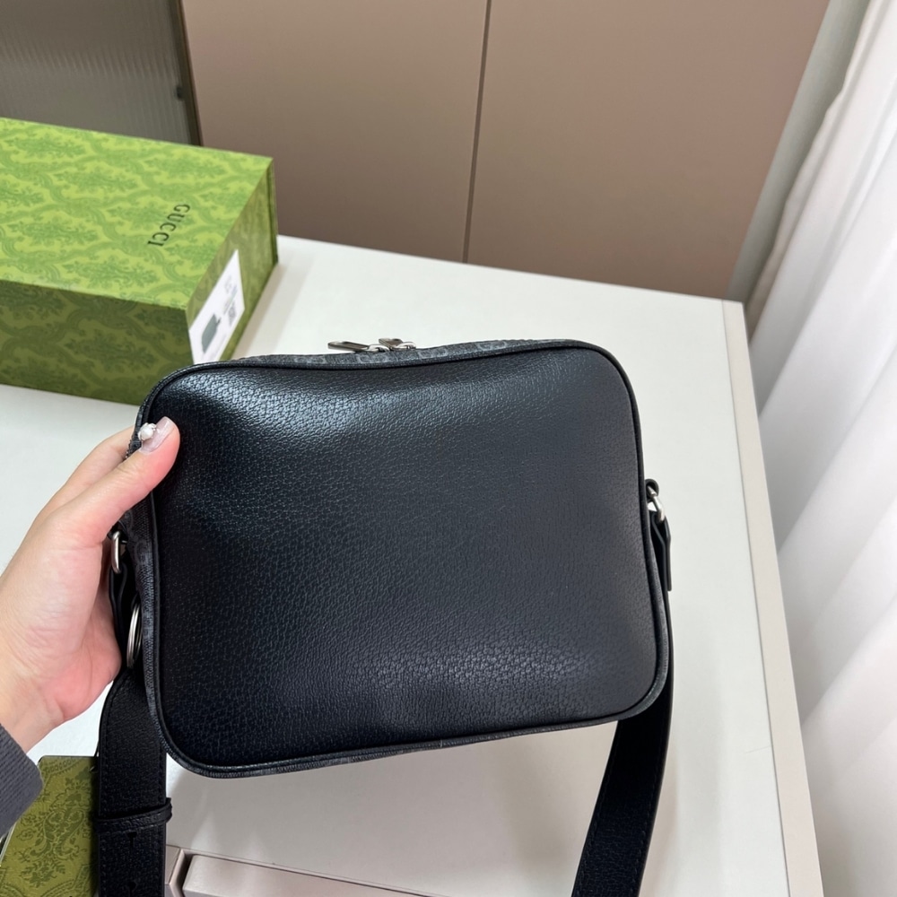 Gucci Small GG Crossbody Bag Black 23Cm - Image 4