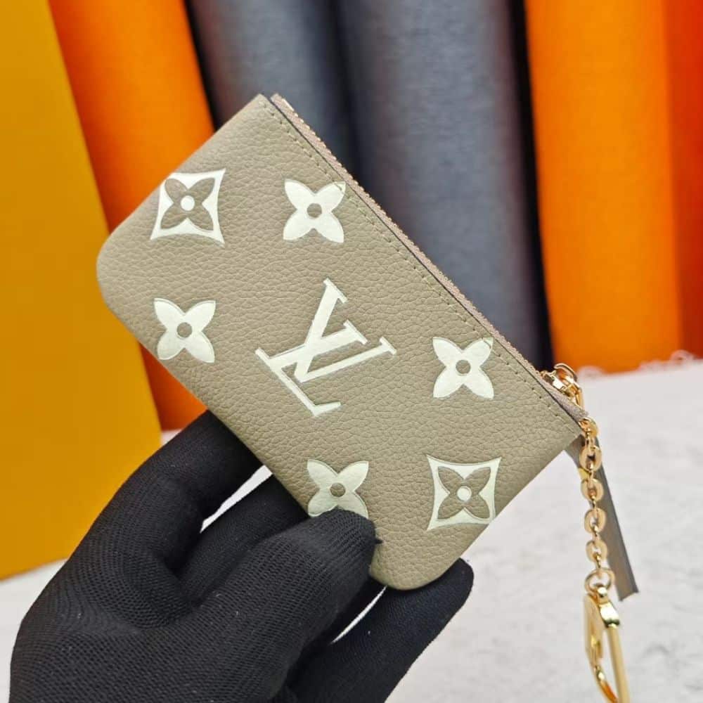 Louis Vuitton Key Pouch Light Grey 12Cm M13793 - Image 2